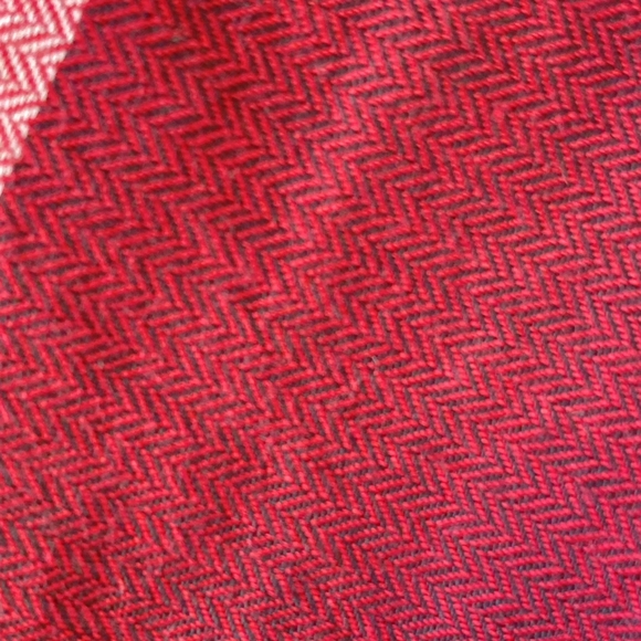 Pre-Loved Burberry Girl's Children's Skirt - Size 14Y - Timeless Elegance - Picture 6 of 11